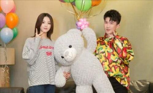 娱乐圈吃瓜博主,明星背后的那些事儿